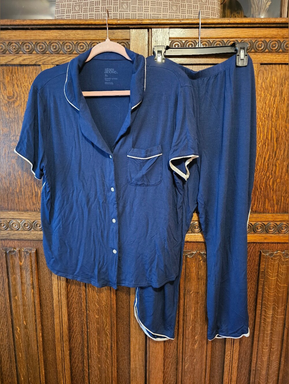Stars Above Navy Short-Sleeve And Capri Bottoms Pajama Set XL